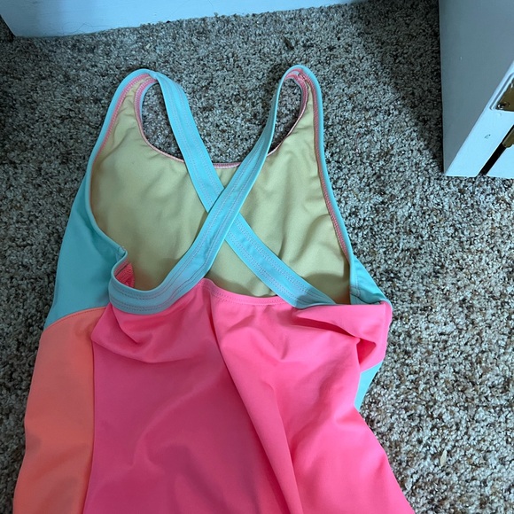 Colorblock Swimsuit Land’s End - Picture 2 of 3